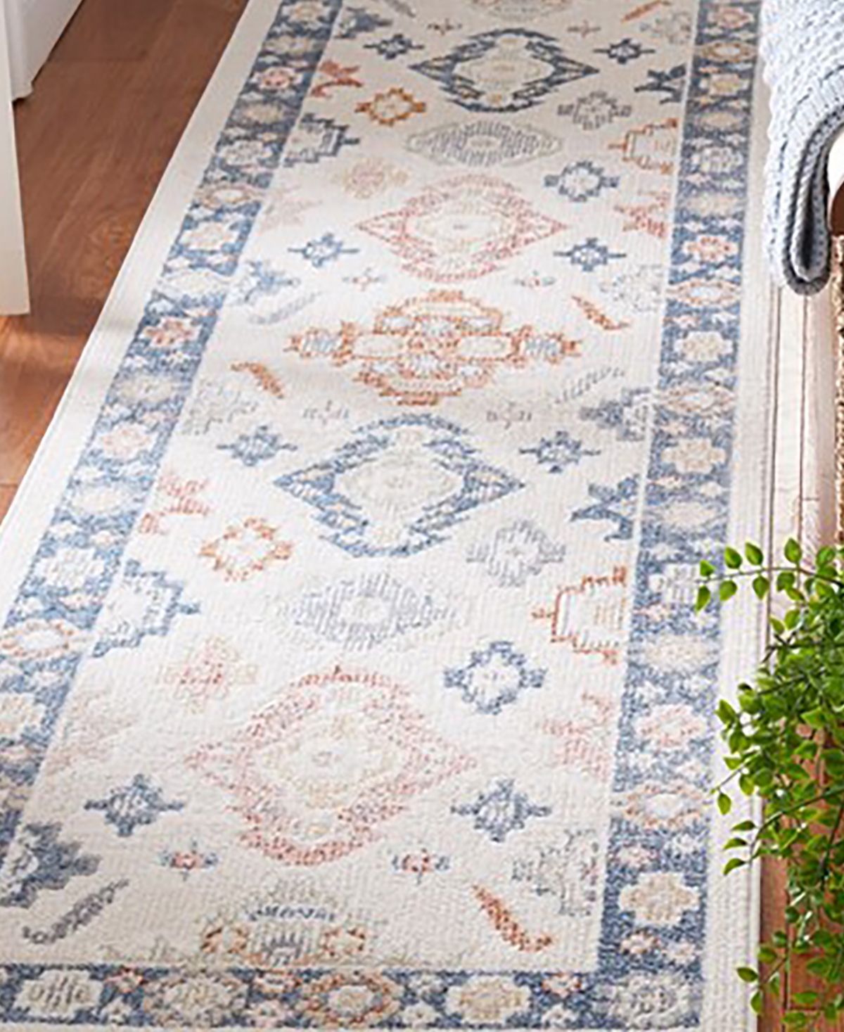 Safavieh Blair Washable 218 BLR218 2'2x8' Runner Area Rug