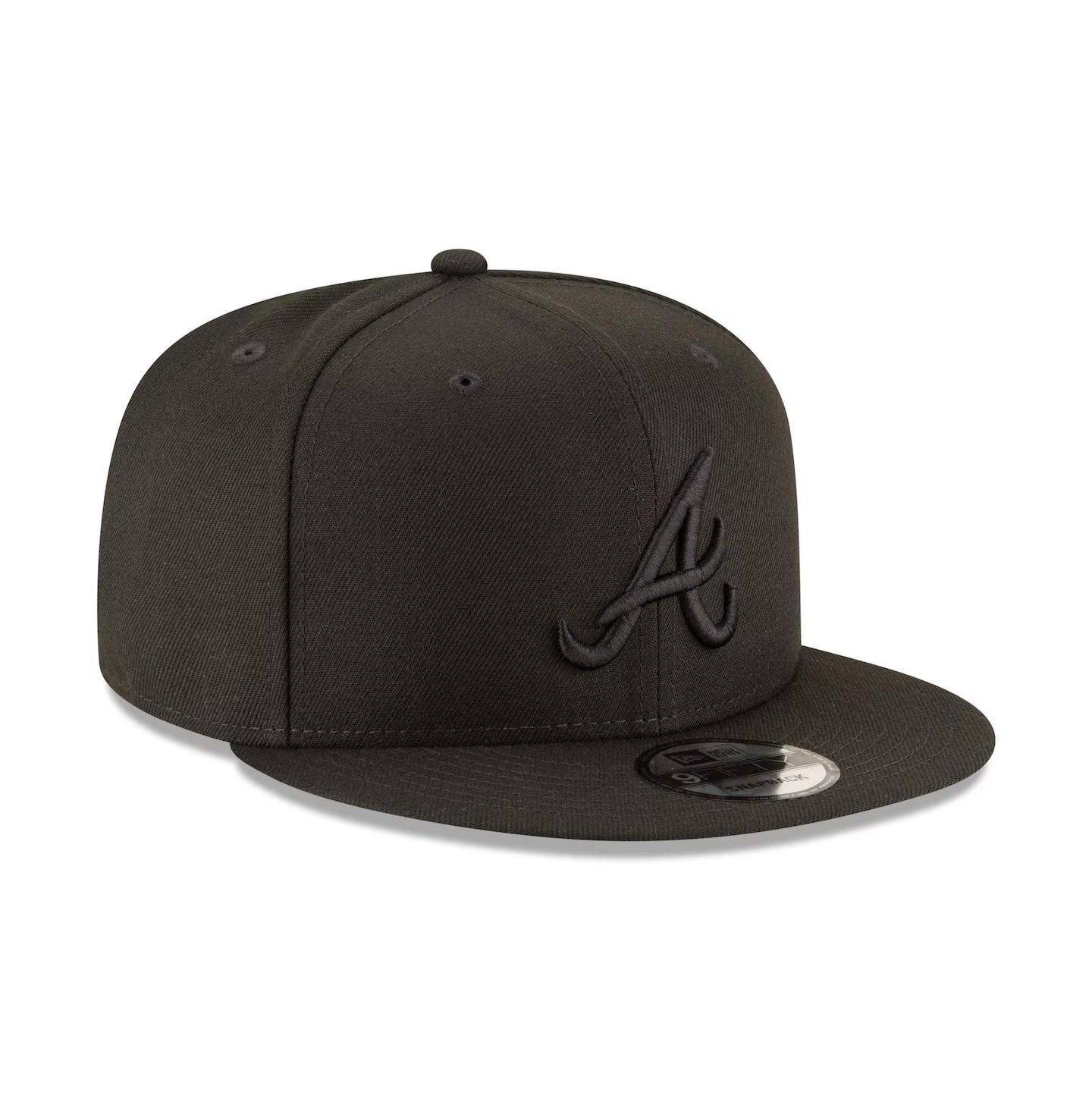 Мужская кепка New Era Atlanta Braves Black on Black 9fifty Team Snapback Adjustable Hat - Black — фото 2