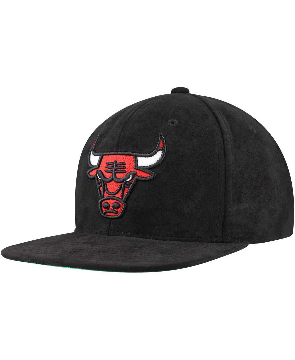 Mitchell Ness Men's Black Chicago Bulls Sweet Suede Snapback Hat - Black