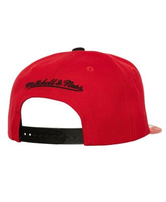 Mitchell Ness Men's White/Red Chicago Blackhawks Day One Snapback Hat
