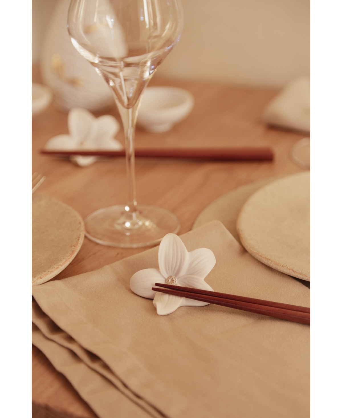Lladrò Lilium Chopsticks Set In Multi