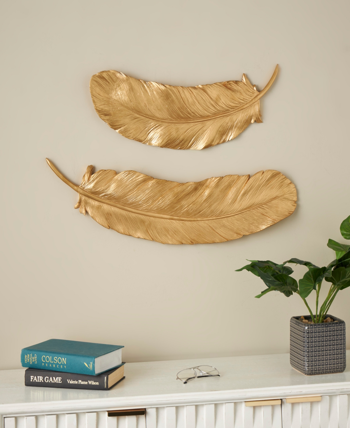 Rosemary LaneResin Bird Feather Wall Decor, Set of 2 30