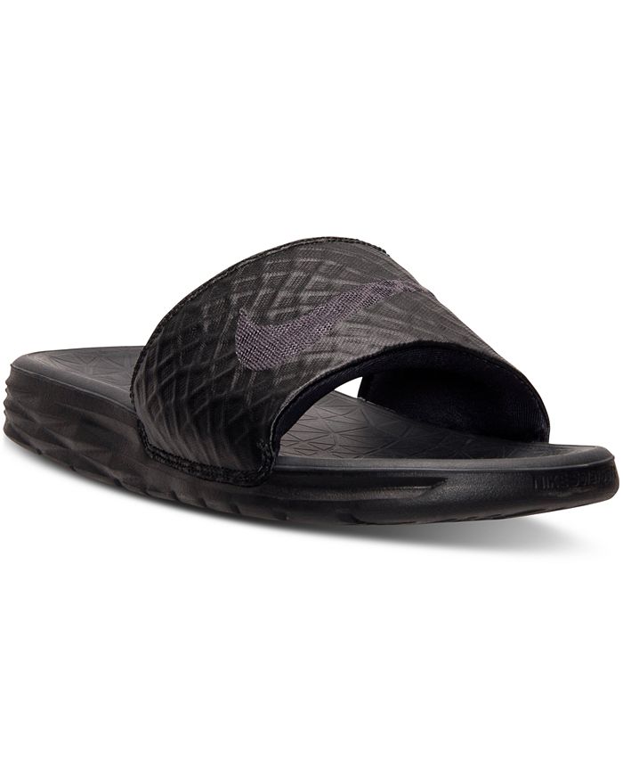 Meandro dividendo Traición Nike Men's Benassi Solarsoft Slide 2 Sandals from Finish Line - Macy's