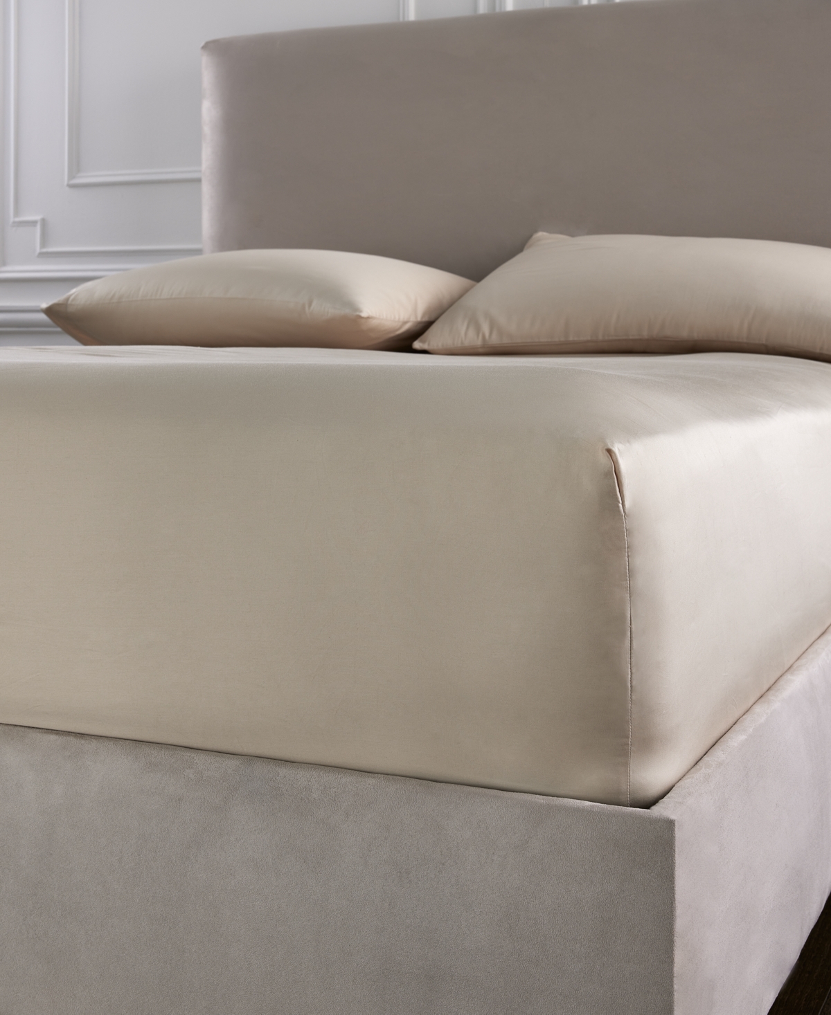 Macy's Sferra Fiona Sateen Cotton Fitted Sheet, Queen In Sand