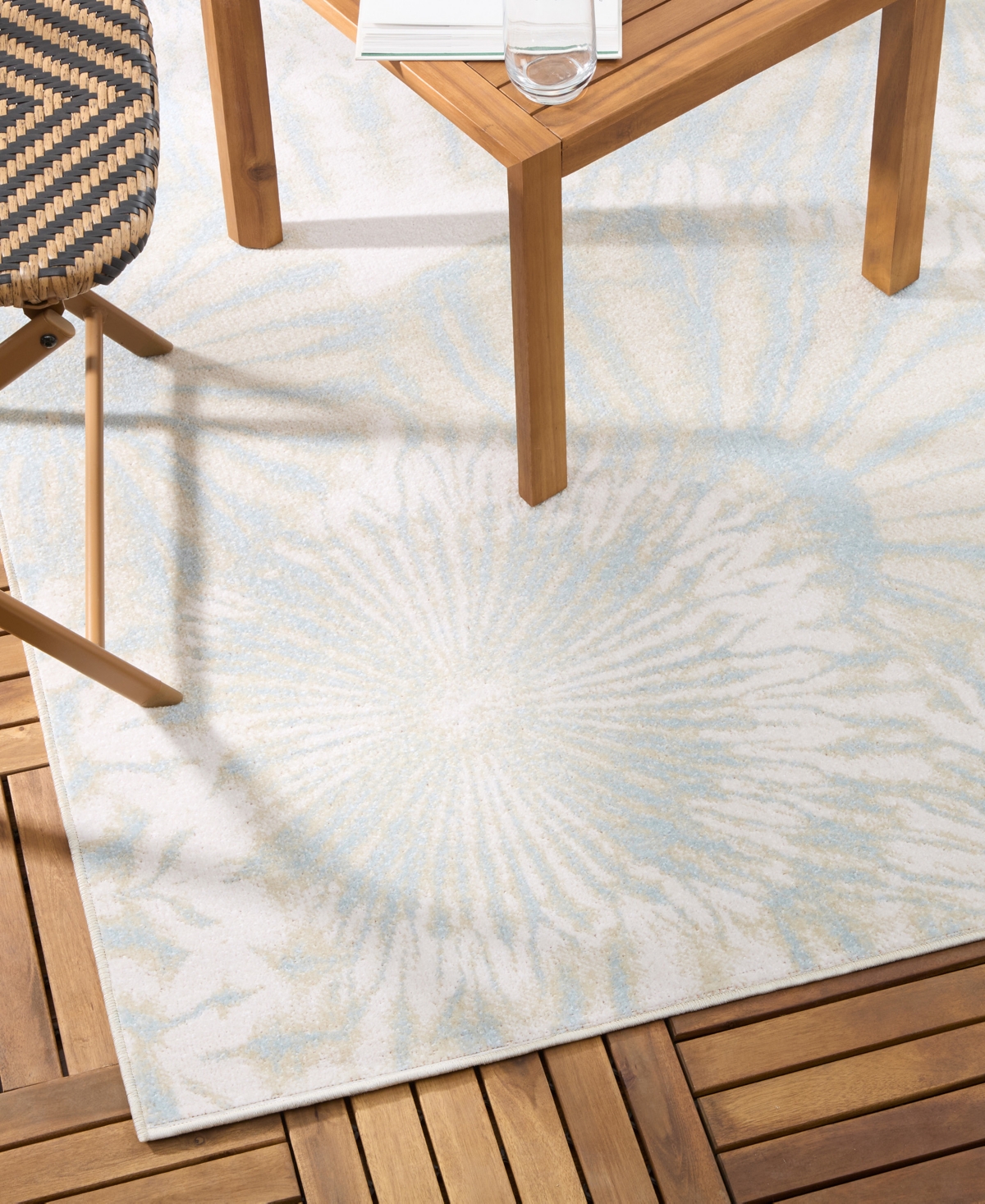 Tommy Bahama Shibori Outdoor 10947 5'2x7'2 Area Rug