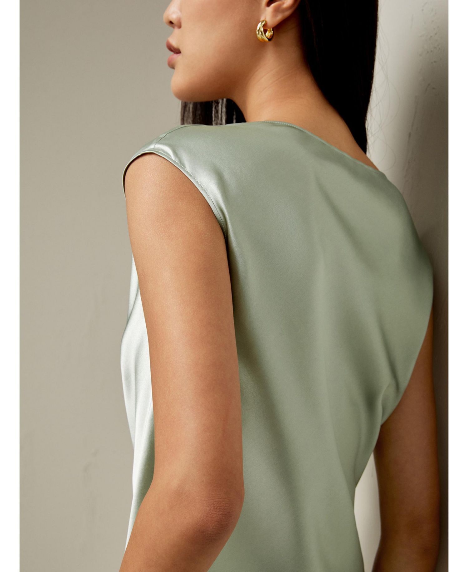 Women's Silk Charmeuse Cowl Neck Regular Fit Top