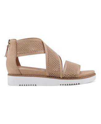 Women's Wander Round Toe Strappy Casual Sandals