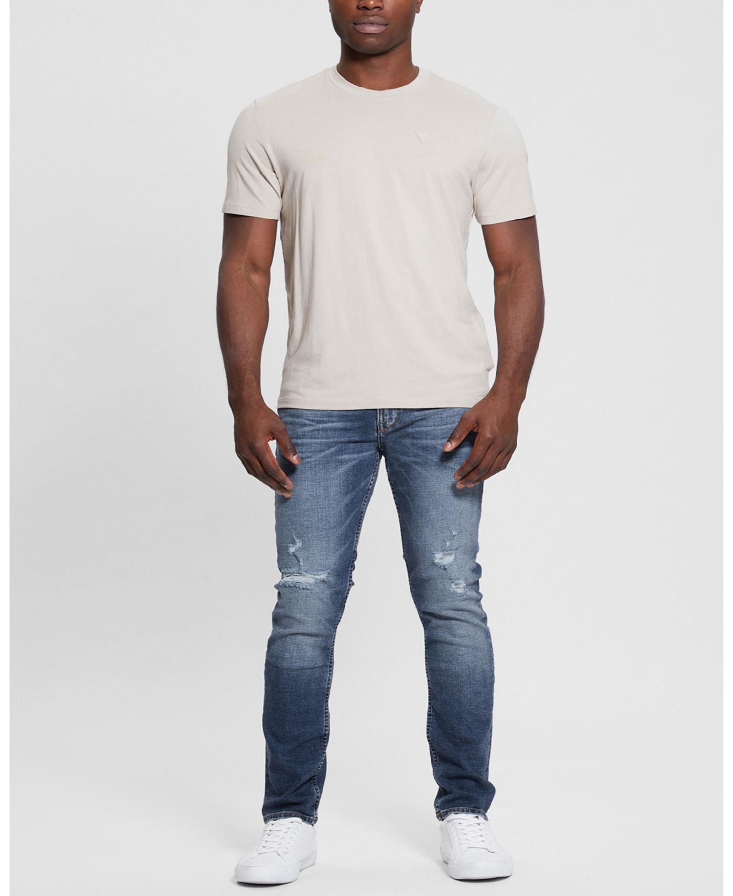 Men's Finnley Medium Wash Tapered Jeans