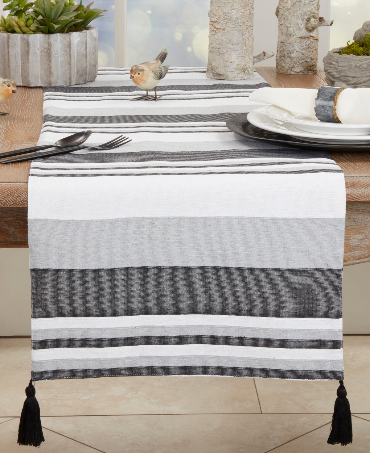 Saro Lifestyle Pleated Perfection Table Runner, 16"x72" In Gray