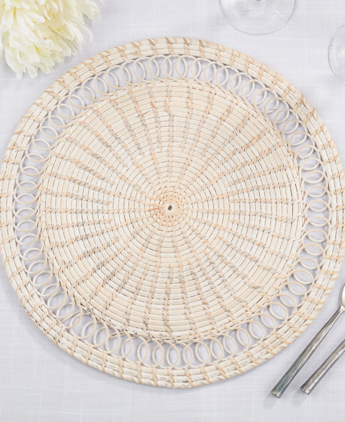 Saro Lifestyle Rattan Loopy Spiral Placemat Set Of 4,15"x15" In Natural