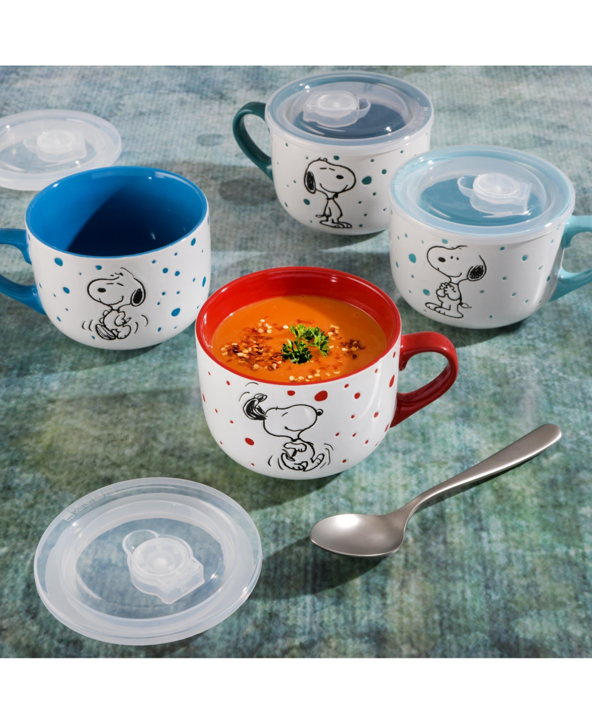 Peanuts 4 Pack Soup Bowls w/ Lids - 4 assorted colors
