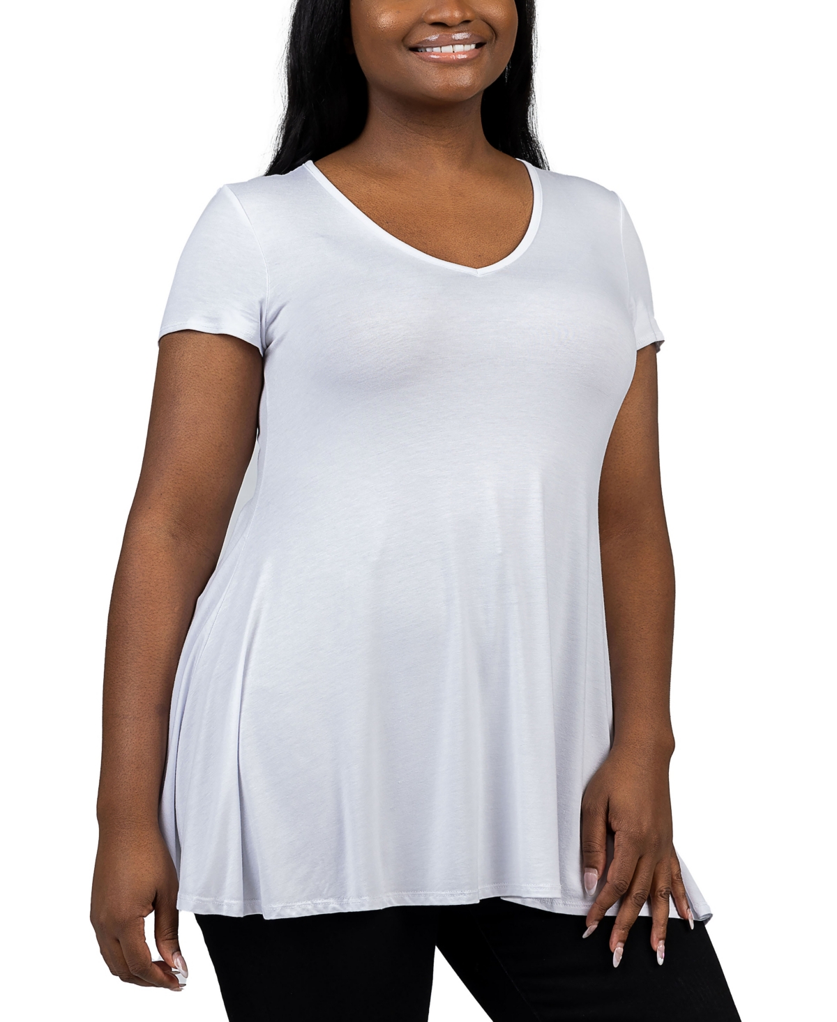 Shop 24seven Comfort Apparel Plus Size Short Sleeve V-neck Tunic Top In White