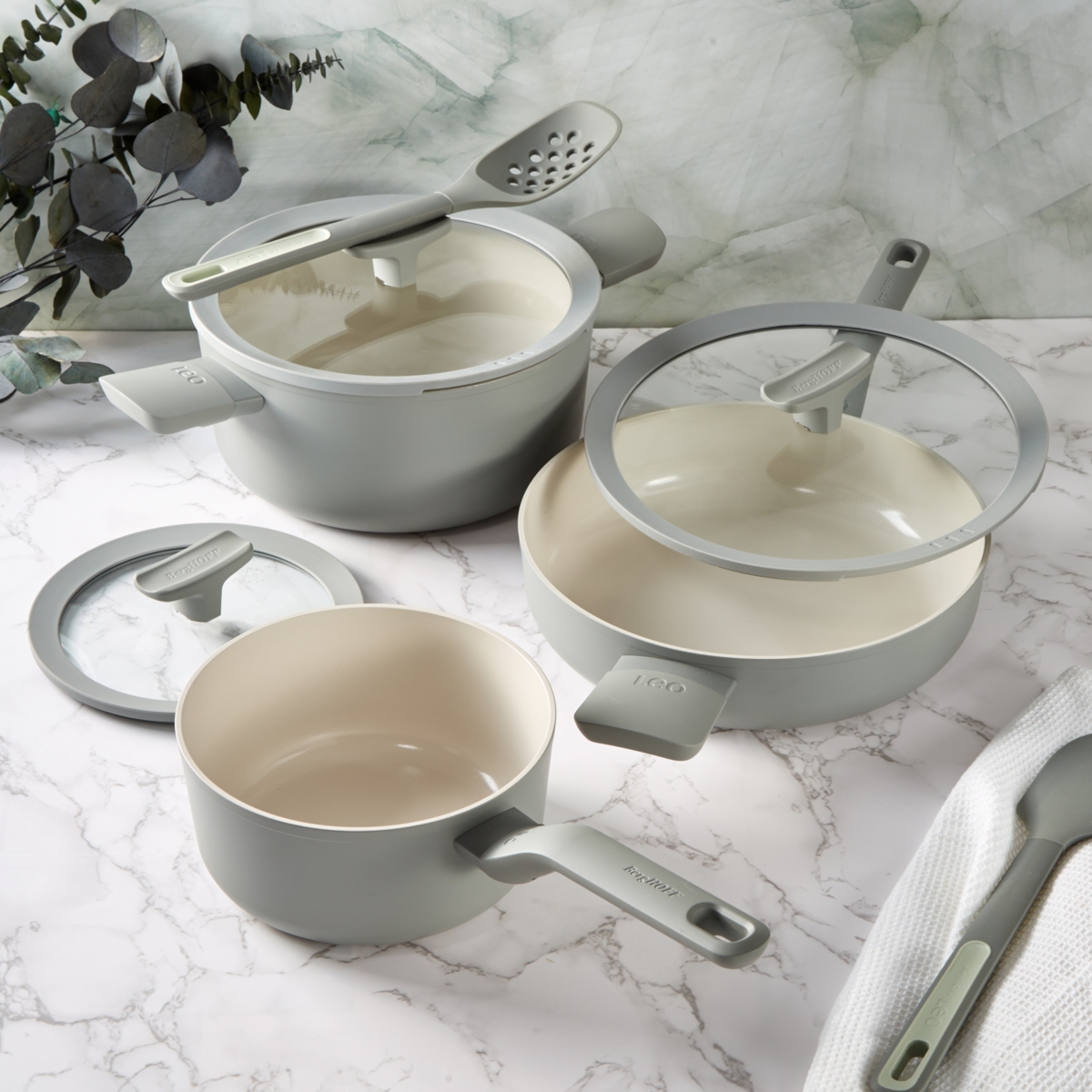 BergHOFF Balance Non-stick Ceramic Stockpot 10", 4.6qt. With Glass Lid, Recycled Aluminum