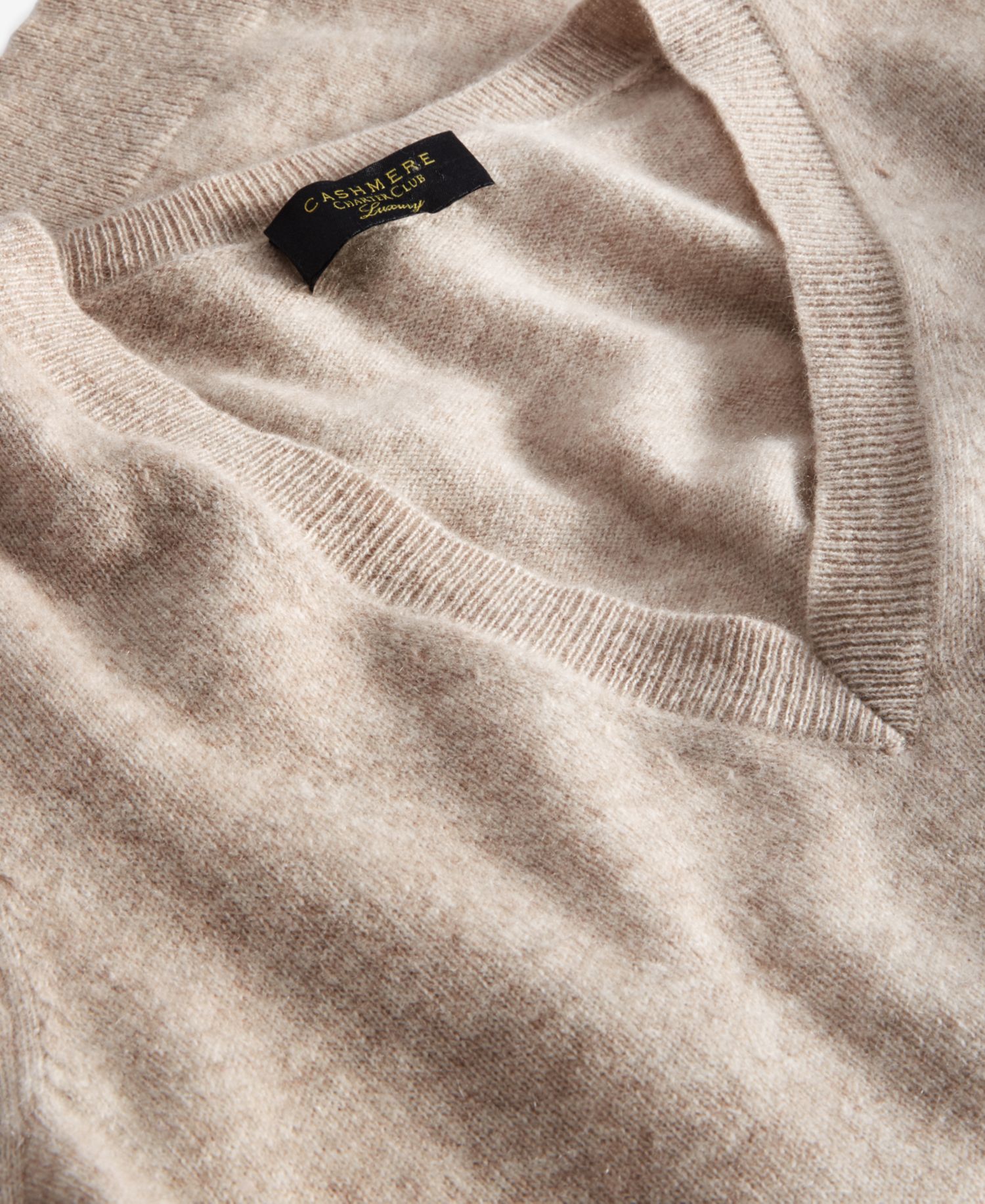 100% Cashmere Petite V-Neck Long-Sleeve Sweater
