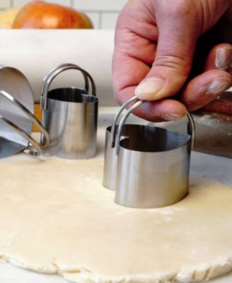 Endurance Stainless Steel 4 Piece Heart Shaped Nesting Biscuit Cutter Set