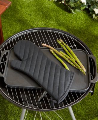 17x7x2" Black BBQ Glove