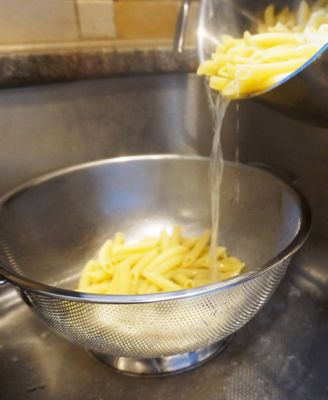 Endurance Precision Pierced Stainless Steel 5 Quart Colander