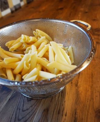 Endurance Precision Pierced Stainless Steel 3 Quart Colander