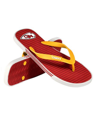 Forever Collectibles Kansas City Chiefs Thong Sandals