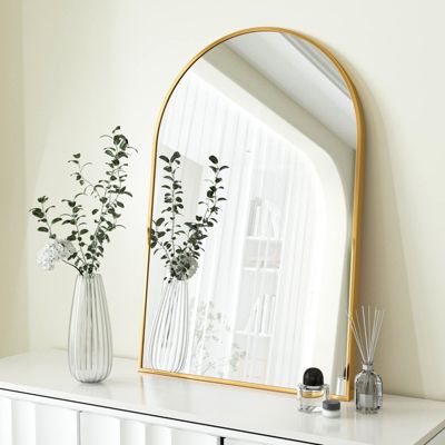Arched Wall Mounted Mirror 20"x30" in Gold