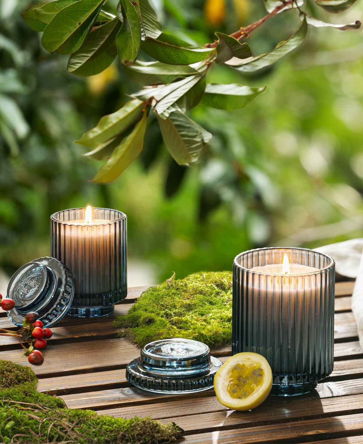 La Jolie Muse Amelie Candle, Hey Baies, 7 oz In Prussian Blue