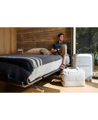 Outline Pro Medium Hardside Expandable Spinner