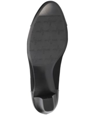 Women's Slip-On Pumps