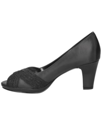 Women's Lavish Platform Pumps