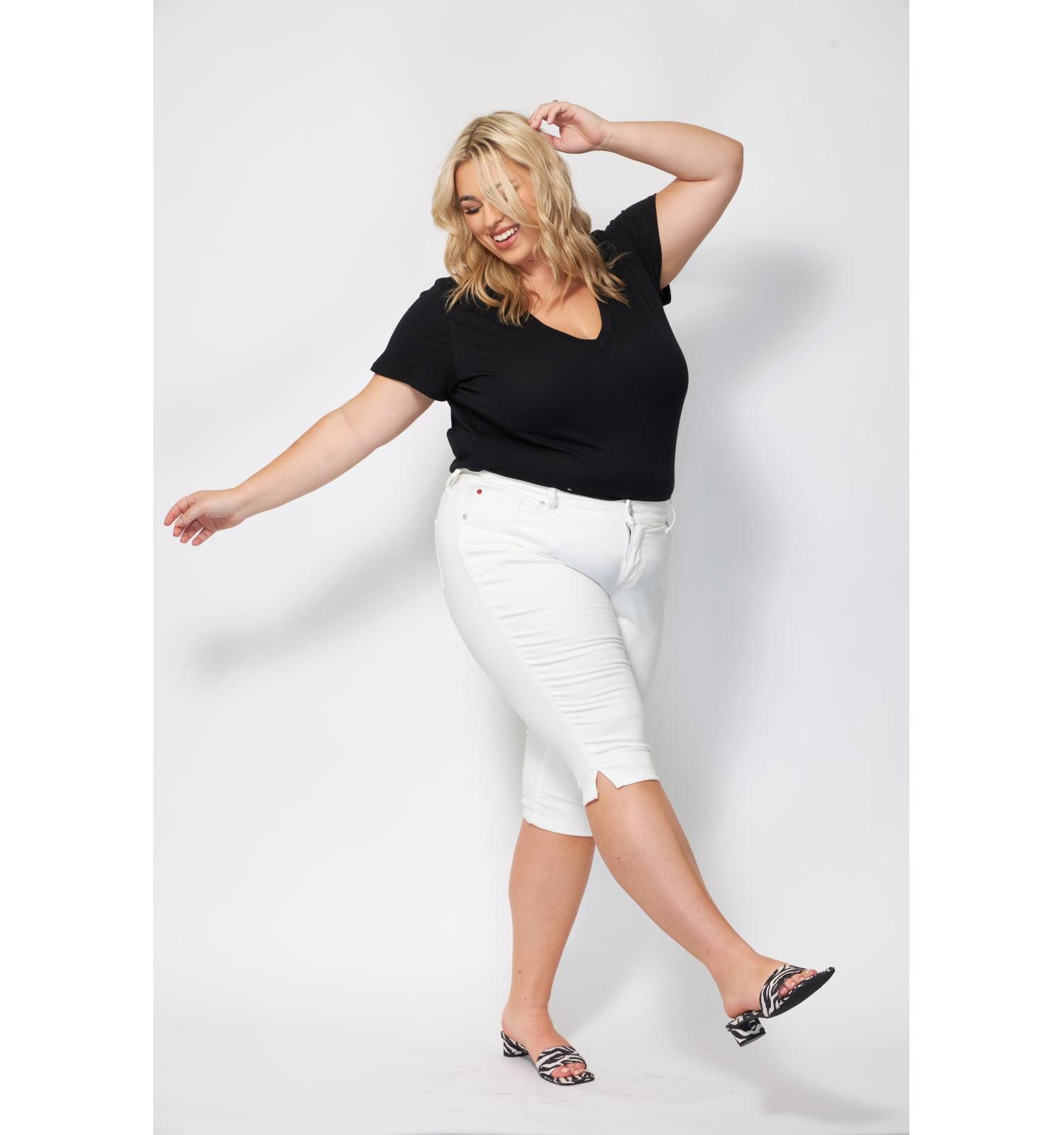 Plus Size Clean Hem Pirate