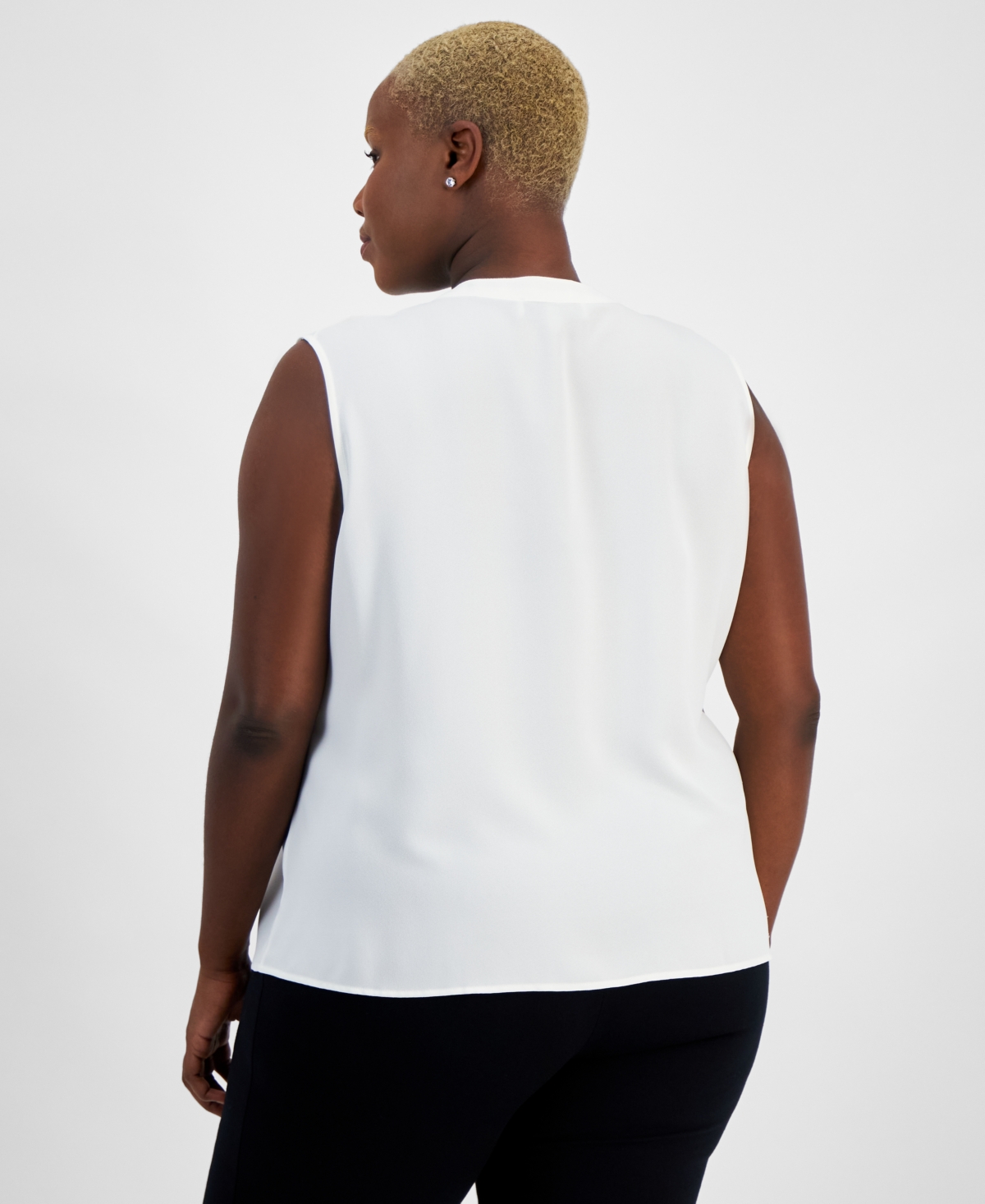 Kasper Plus Size Ruffled Sleeveless V-neck Top In Vanilla Ice