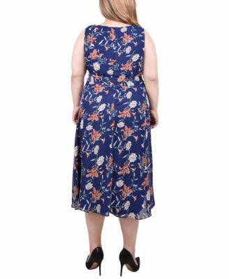 Plus Size Sleeveless Chiffon Belted Dress