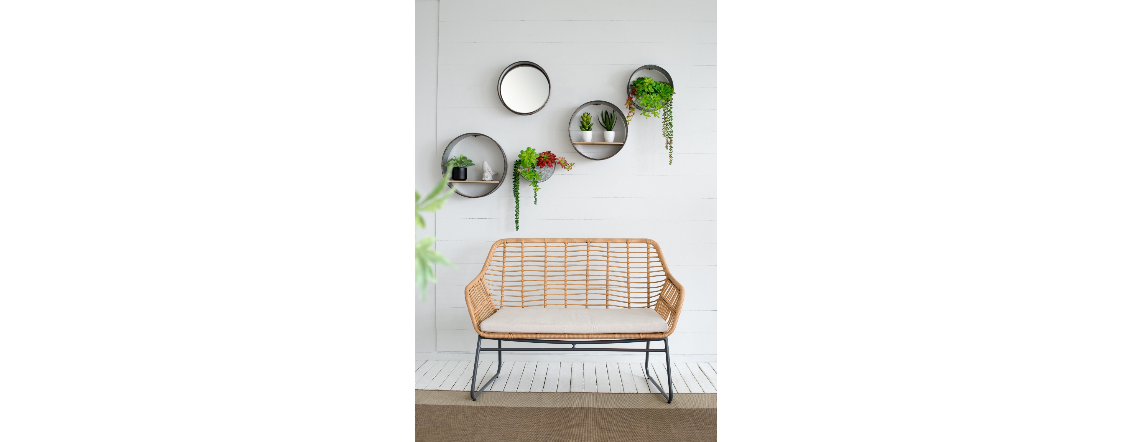 Farmhouse Round Metal Wall Planter, 5 Piece