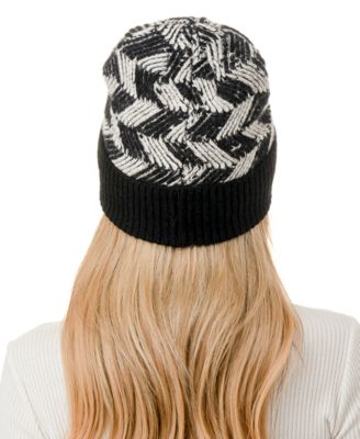 Knit Pattern Beanie