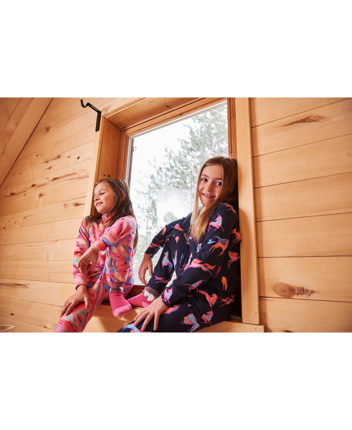Deux par Deux Big Girls Two Piece Thermal Underwear Set- Navy printed unicorn