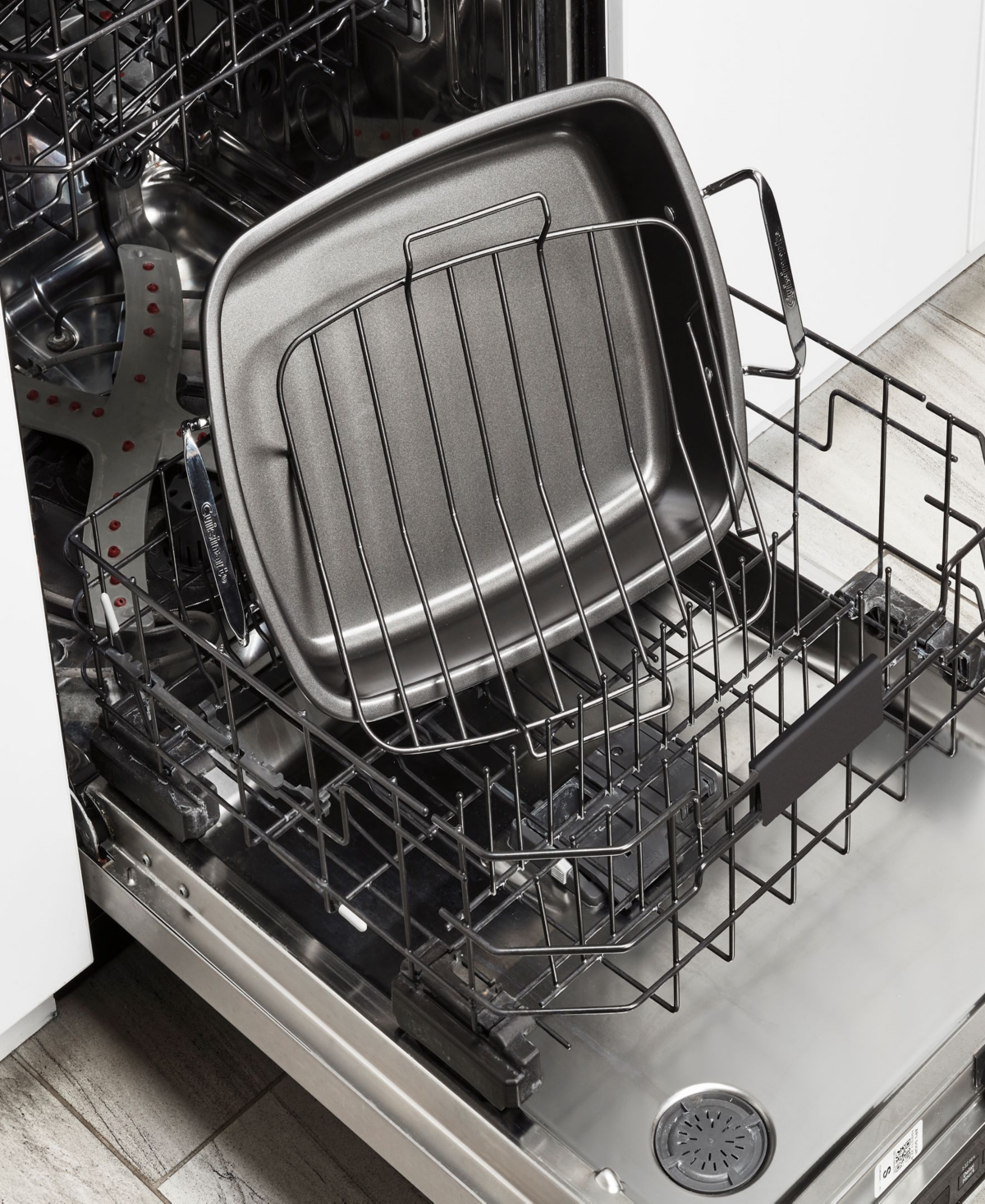 CUISINART ROASTER WITH RACK 16" COOKWARE 