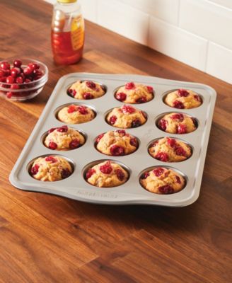 Bake with Mickey Mouse 12-Cup Muffin Pan