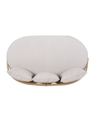 Wicker Outdoor Daybed With Pillows