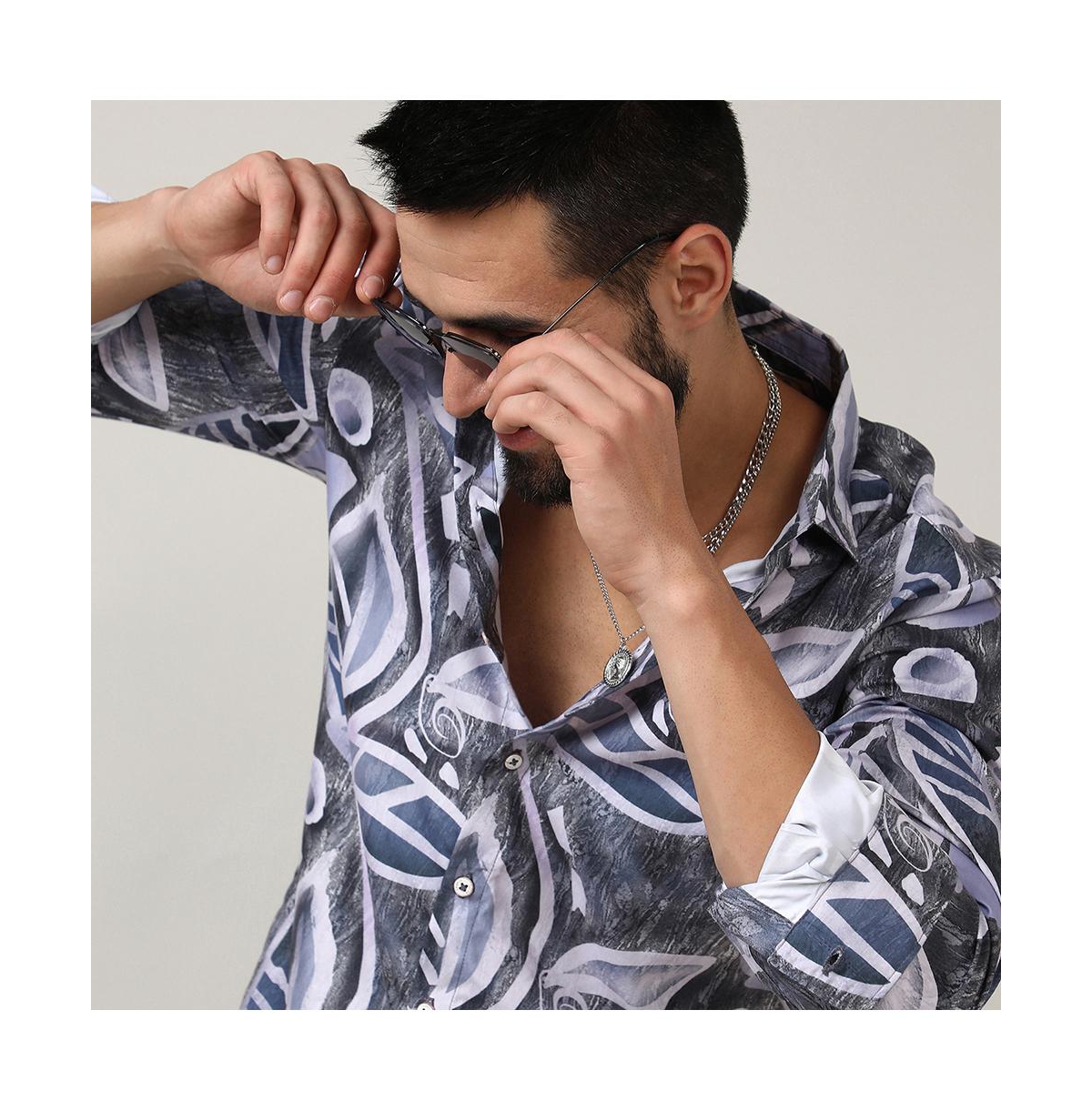 Campus Sutra Men's Charcoal Grey & PrussianMarble Foliage Shirt - Blue