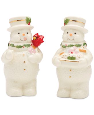 Lenox MACYs NIB Grinch popular salt and pepper shaker