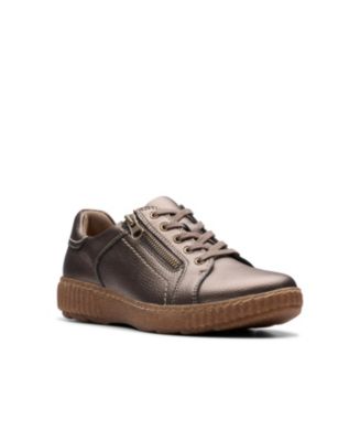 【よーちゃんのお野菜】CLARKS ORIGINALS×Hidden Clarks WallabeeEVOSh 26174880 4 Lace-up shoes in white buy
