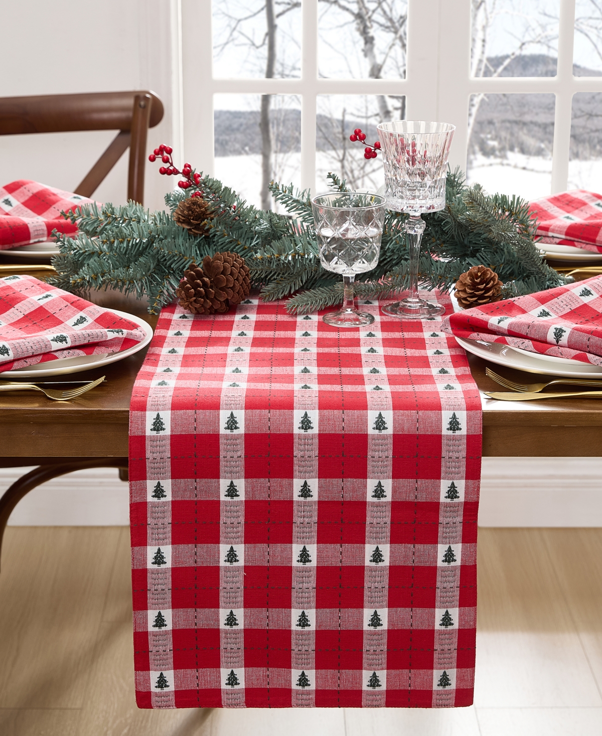Elrene Sherwood Tree Dobby Cotton Table Runner, 70"x 13" In Red