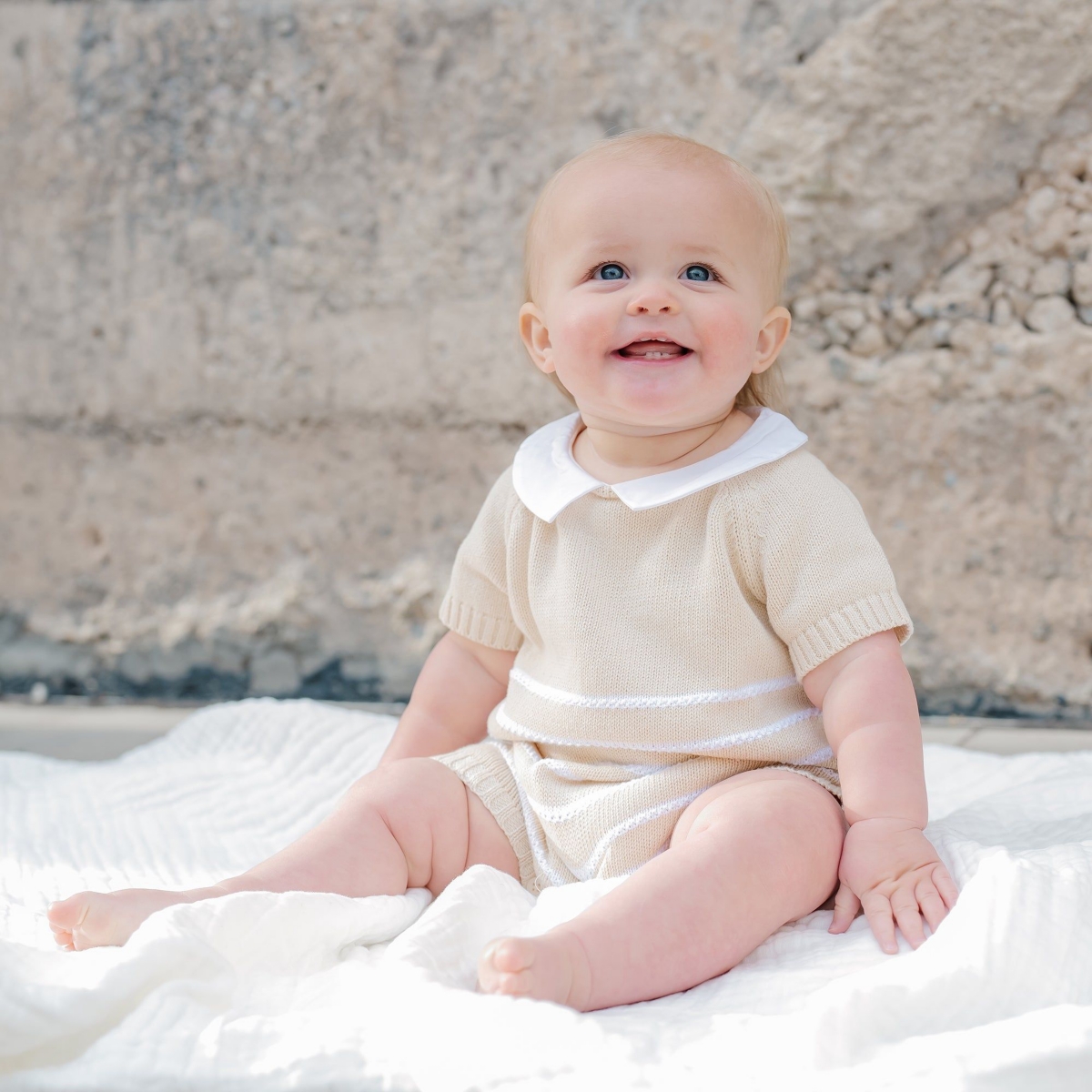 Hope & Henry Layette Baby Short Sleeve Peter Pan Collar Sweater Romper, Infant - Natural and white