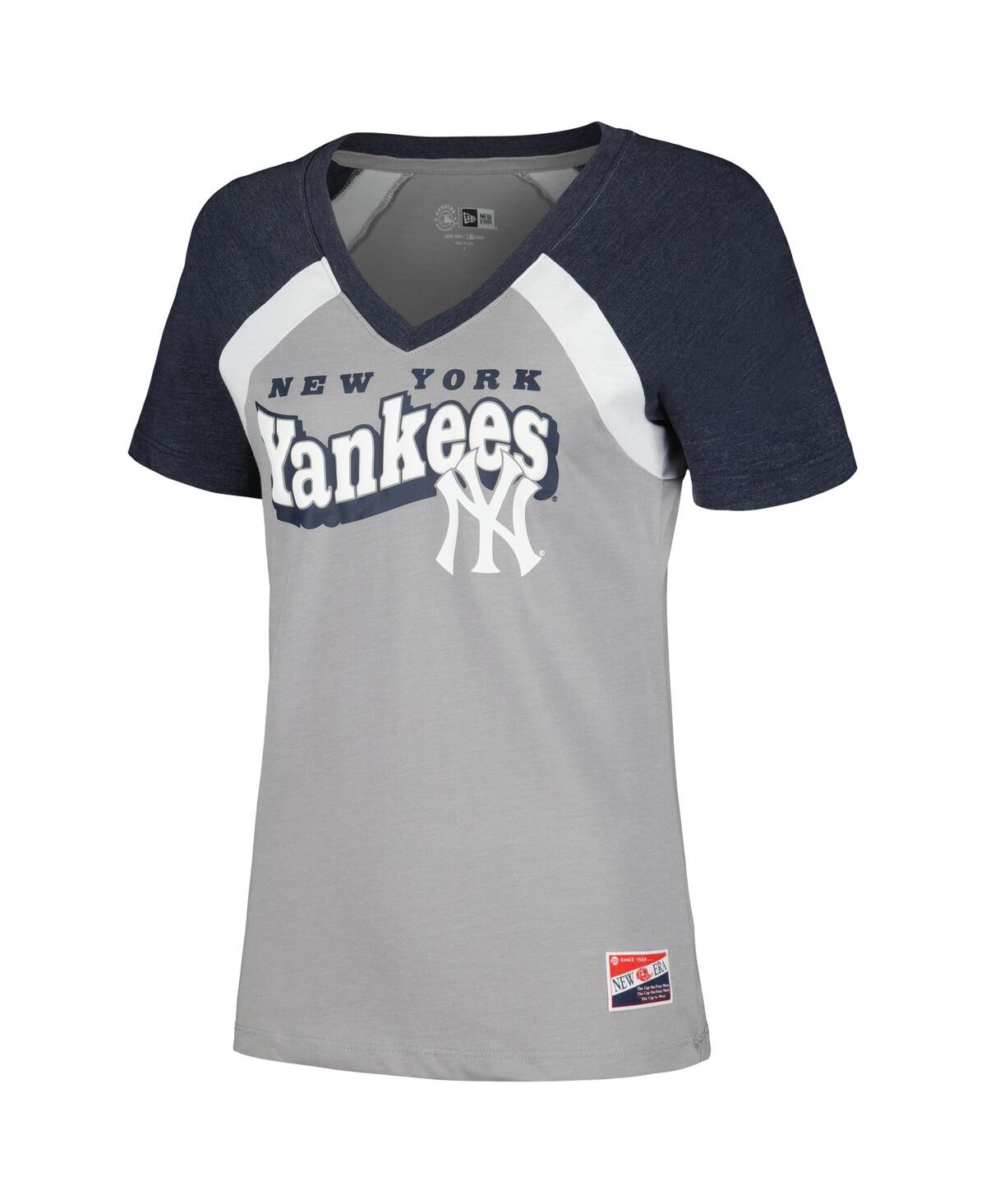 NEW ERA WOMEN'S GRAY NEW YORK YANKEES HEATHERED RAGLAN V-NECK T-SHIRT 
