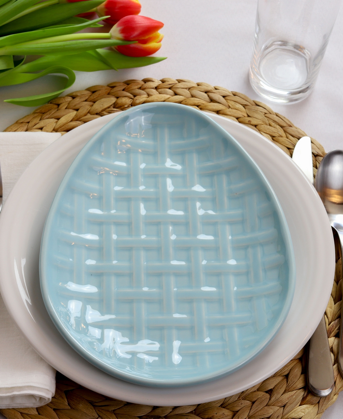 Fiesta Embossed Egg Plate In Sky