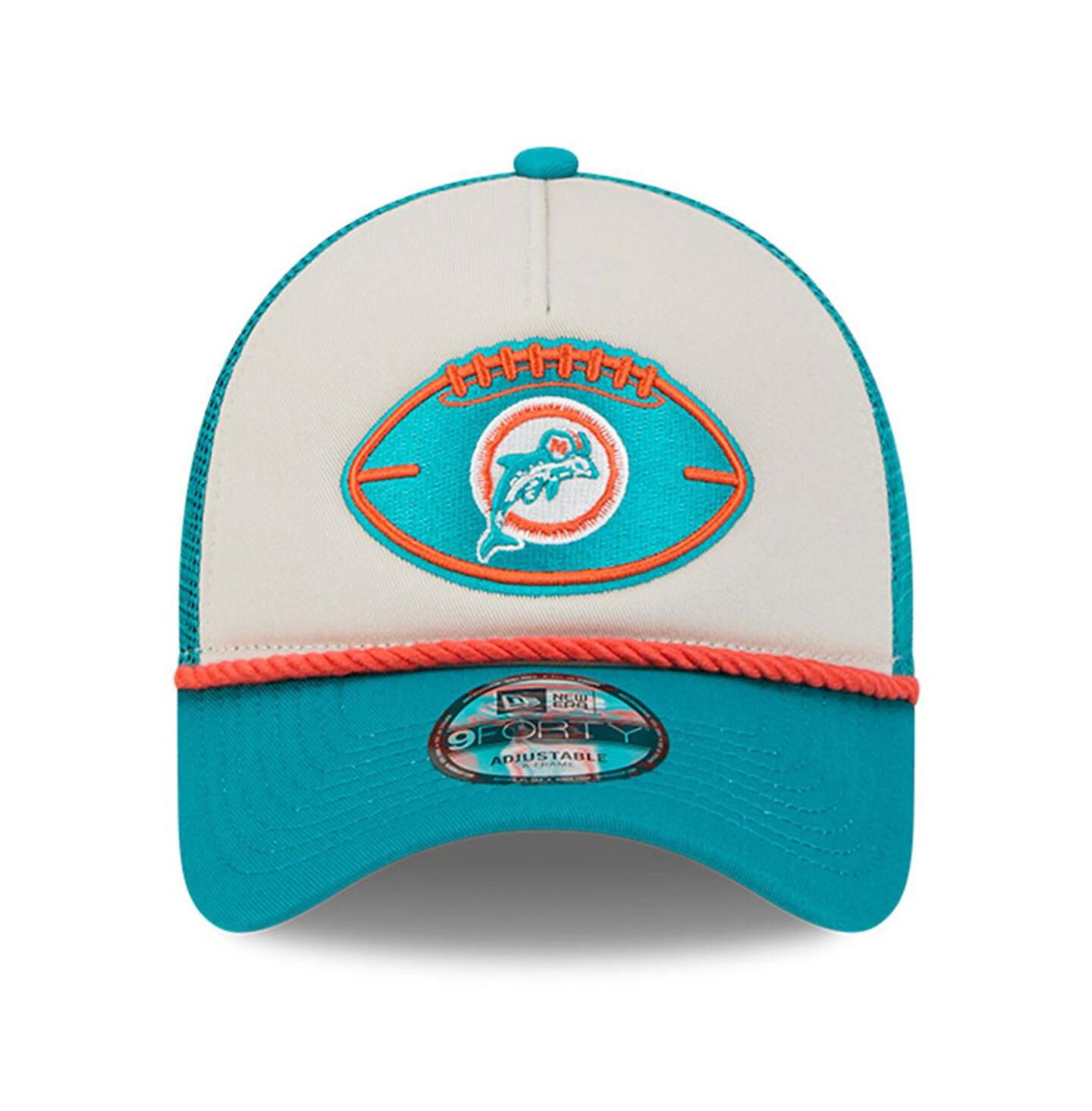 Мужская кепка New Era Stone/Aqua Miami Dolphins 2024 Sideline Historic 9FORTY A-Frame Trucker Adjustable Hat — фото 2