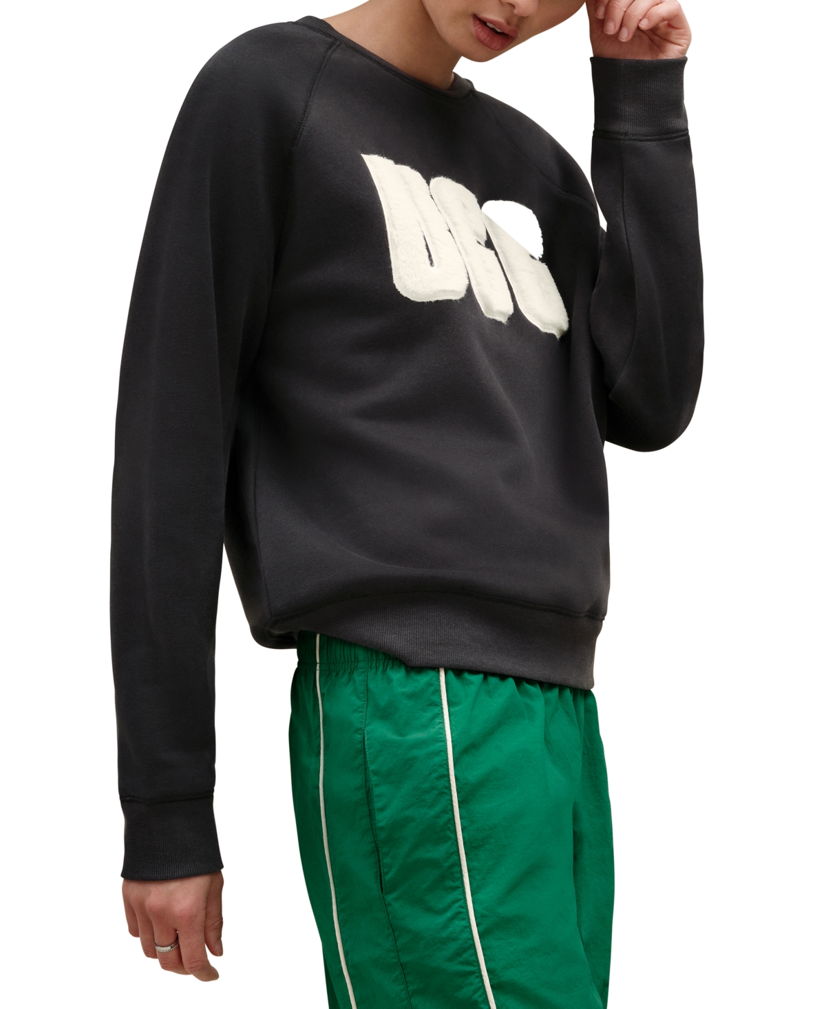 Ugg Women's The Madeline Fuzzy-logo Crewneck Sweatshirt In Black,cream