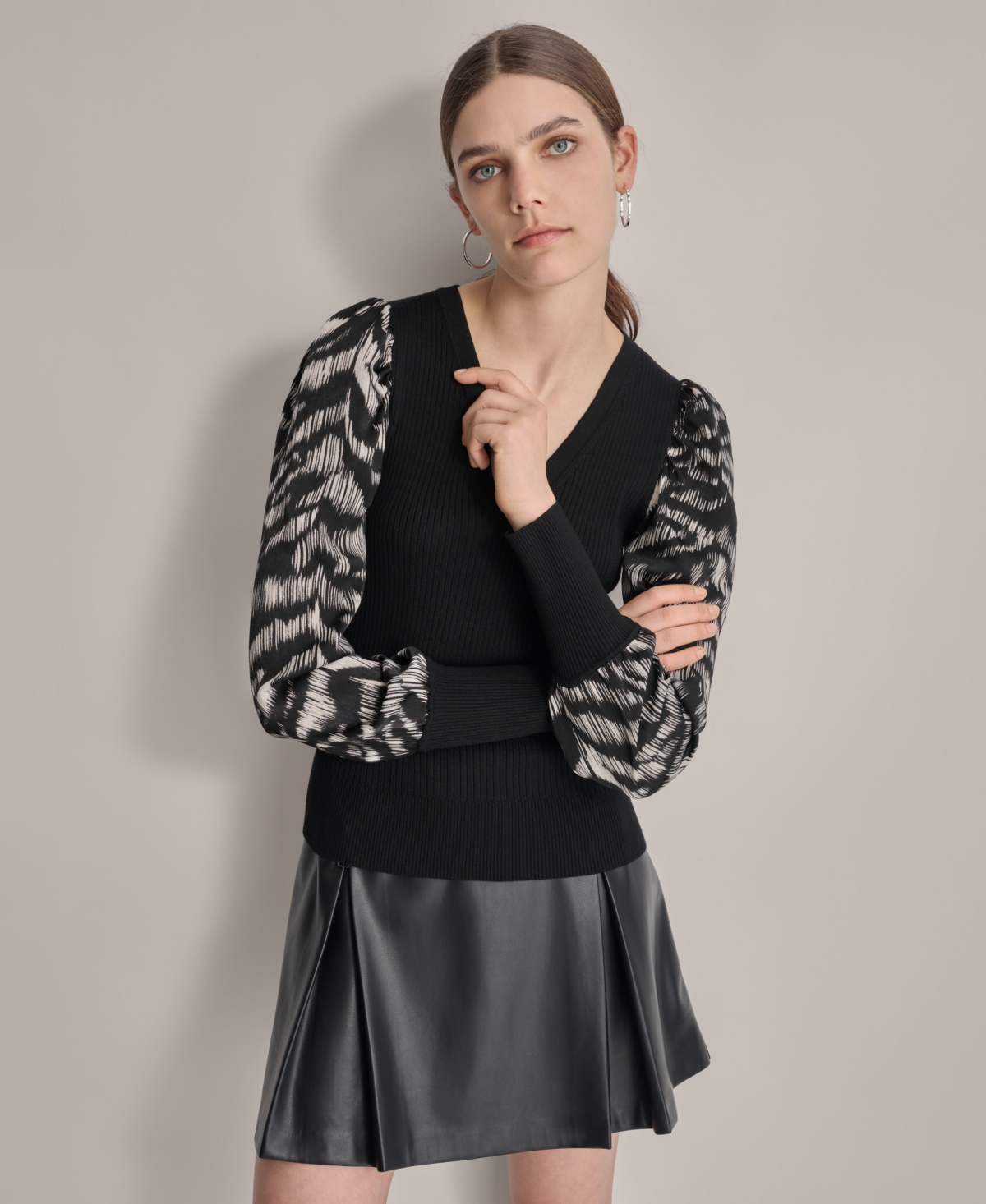 Dkny Women's V-Neck Rib-Knit Satin-Long-Sleeve -str Ti
