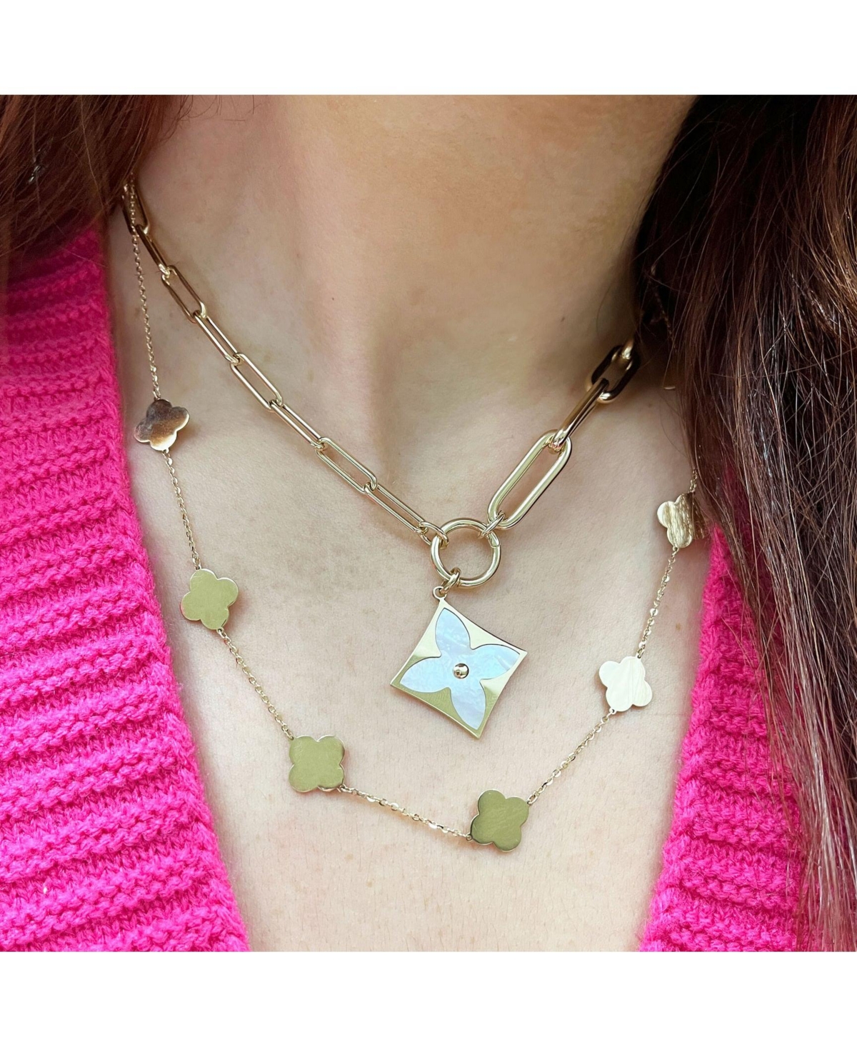 The LoveryLuxe Flower Charm 14K Gold 25 millimeters - Mother of Pearl