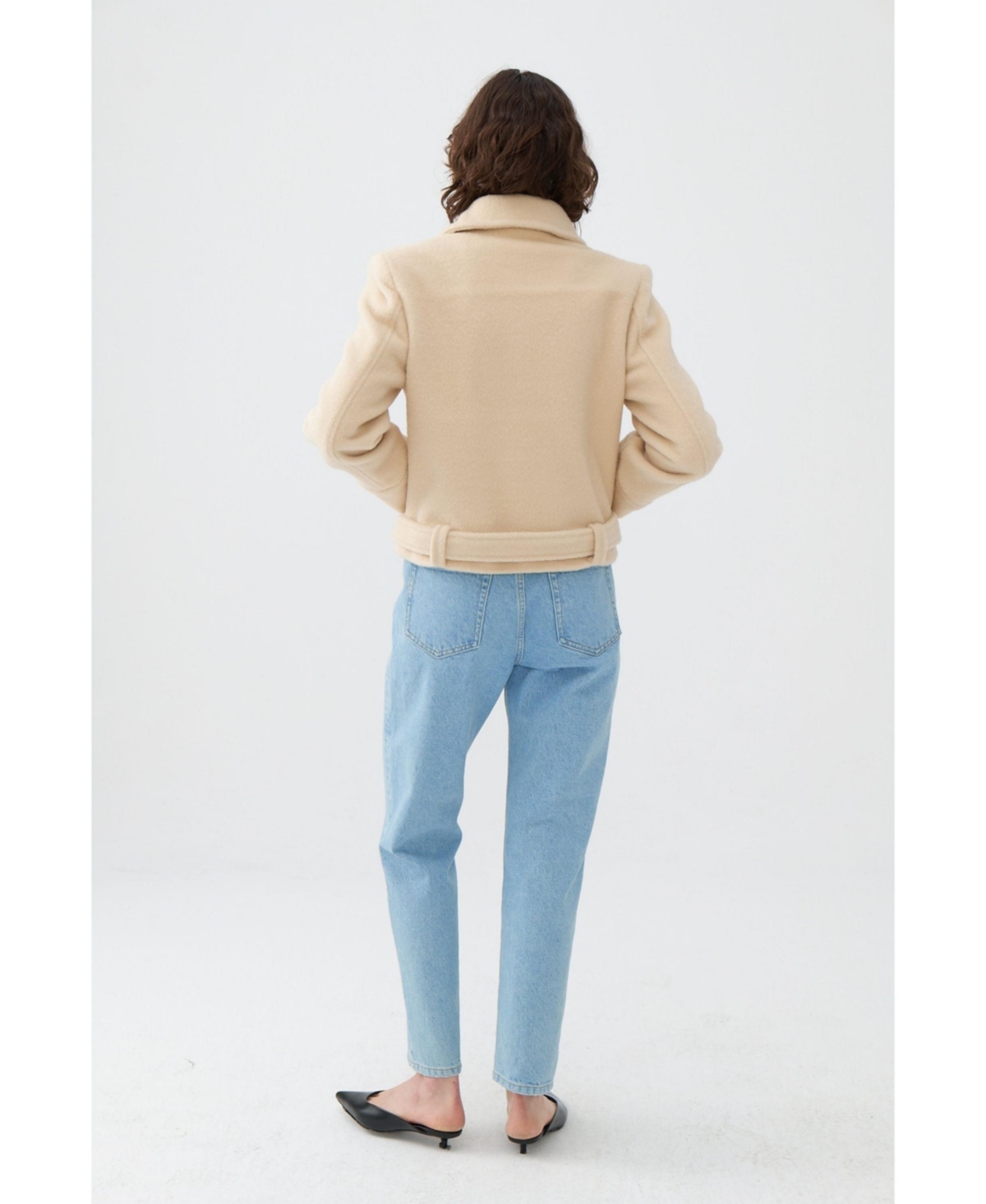 Nocturne Women's Shoulder Pad Short Coat