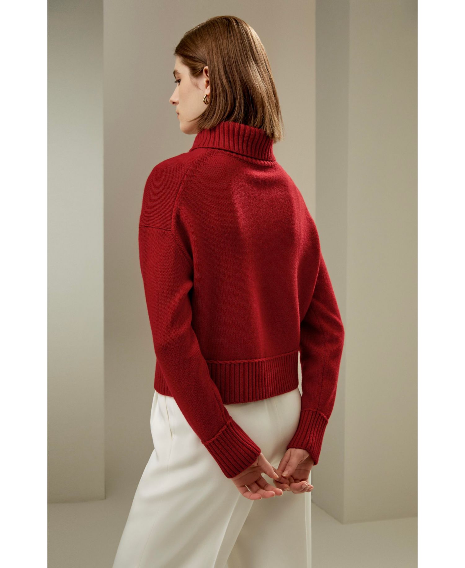 Women's Relaxed Fit Wool-Cashmere Blend Sweater